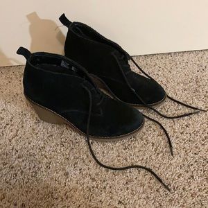 Kohl’s high-heeled booties